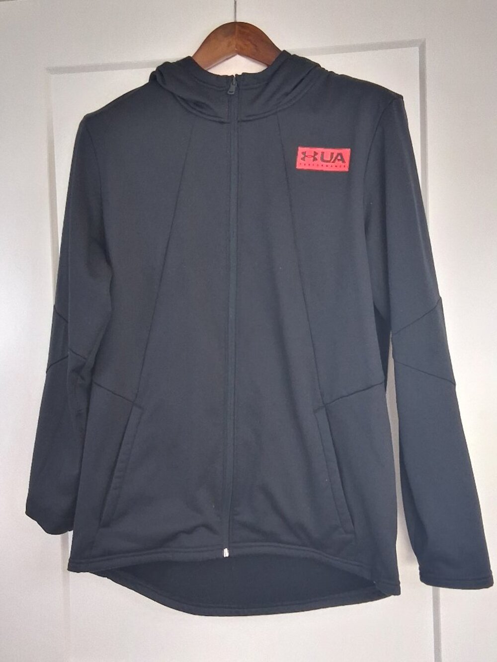 Under Armour ColdGear Jacket Mens Large Black Red Full Zip Hooded Performance